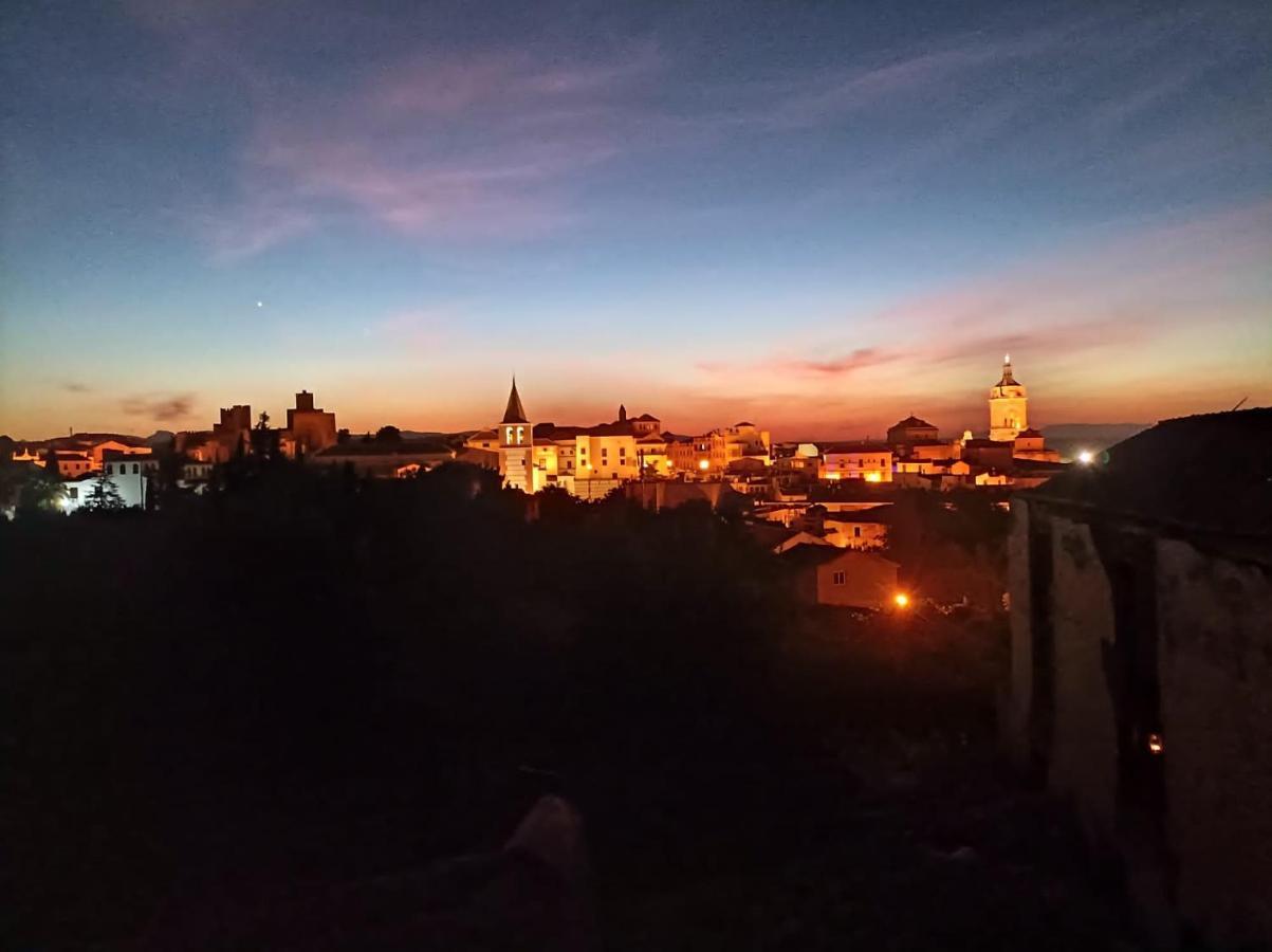 La Casona De La Luz Hostel Гуадикс Екстериор снимка